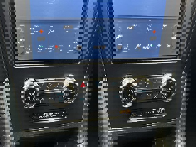 Certified 2024 Ford Edge Titanium image 21