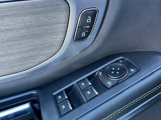 Certified 2025 Ford Expedition Platinum image 34