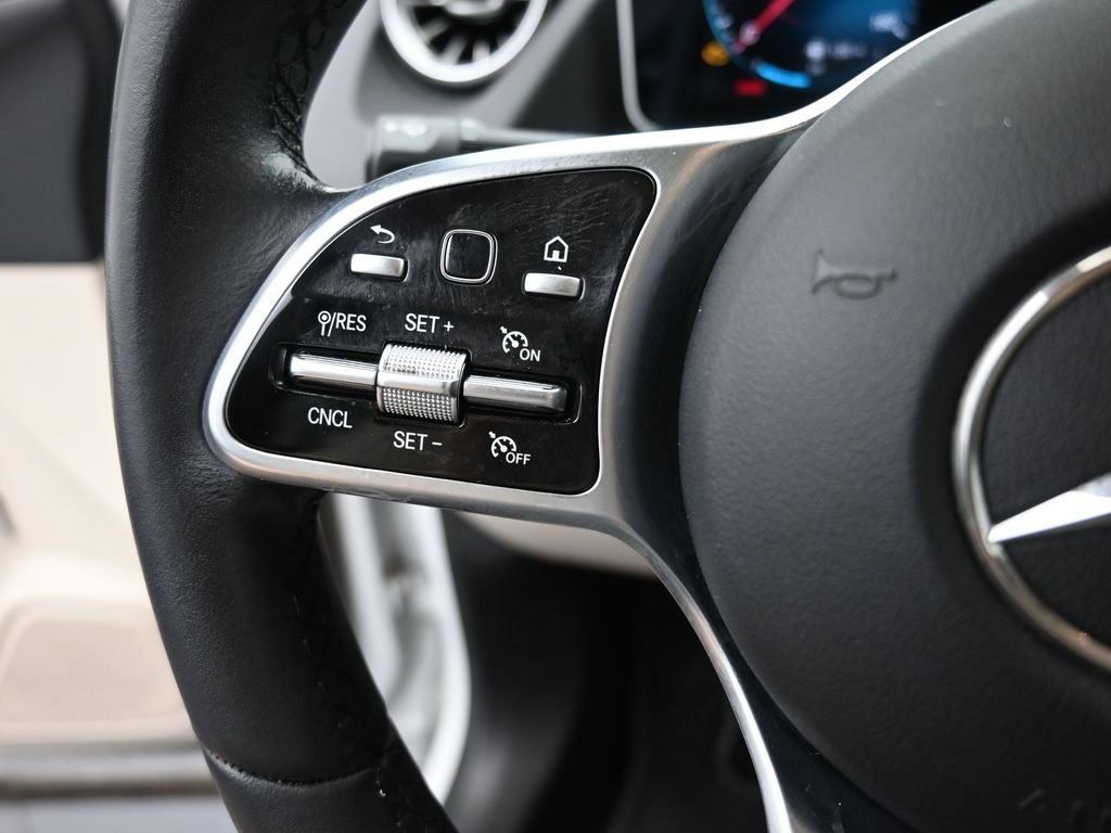 Used 2021 Mercedes-Benz GLA 250 GLA 250 image 3