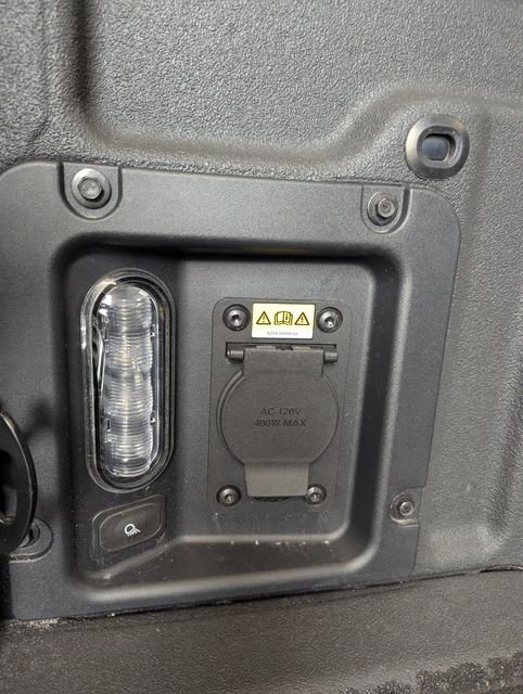 Certified 2024 Ford Maverick Lariat AWD/4WD image 9