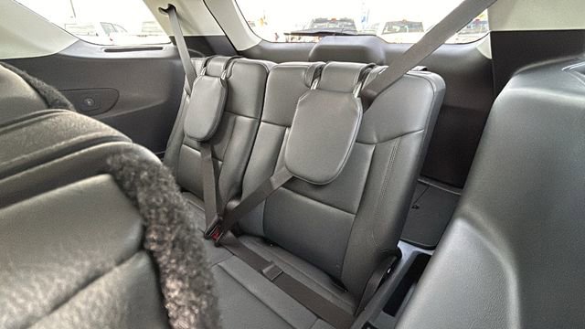 Certified 2025 Ford Explorer Active w/ Active Comfort Package image 18