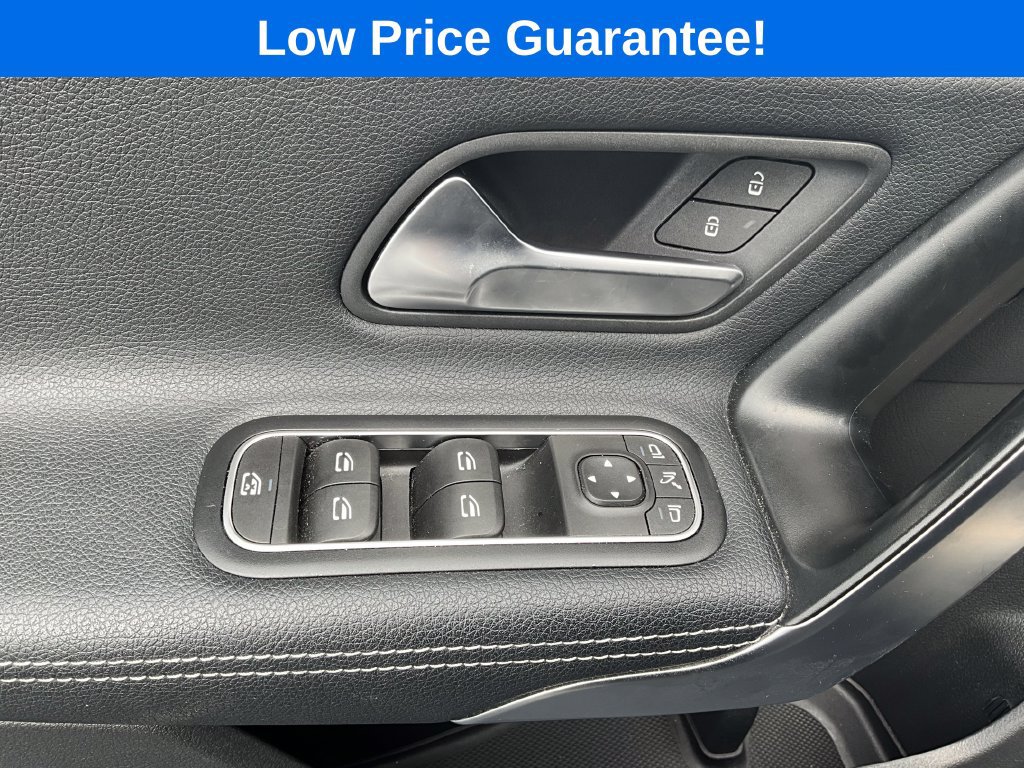 Used 2025 Mercedes-Benz CLA 250 4MATIC image 24
