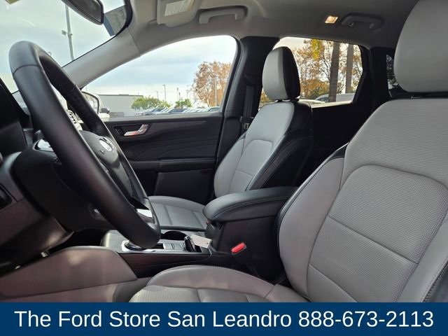 Certified 2023 Ford Escape Platinum image 16
