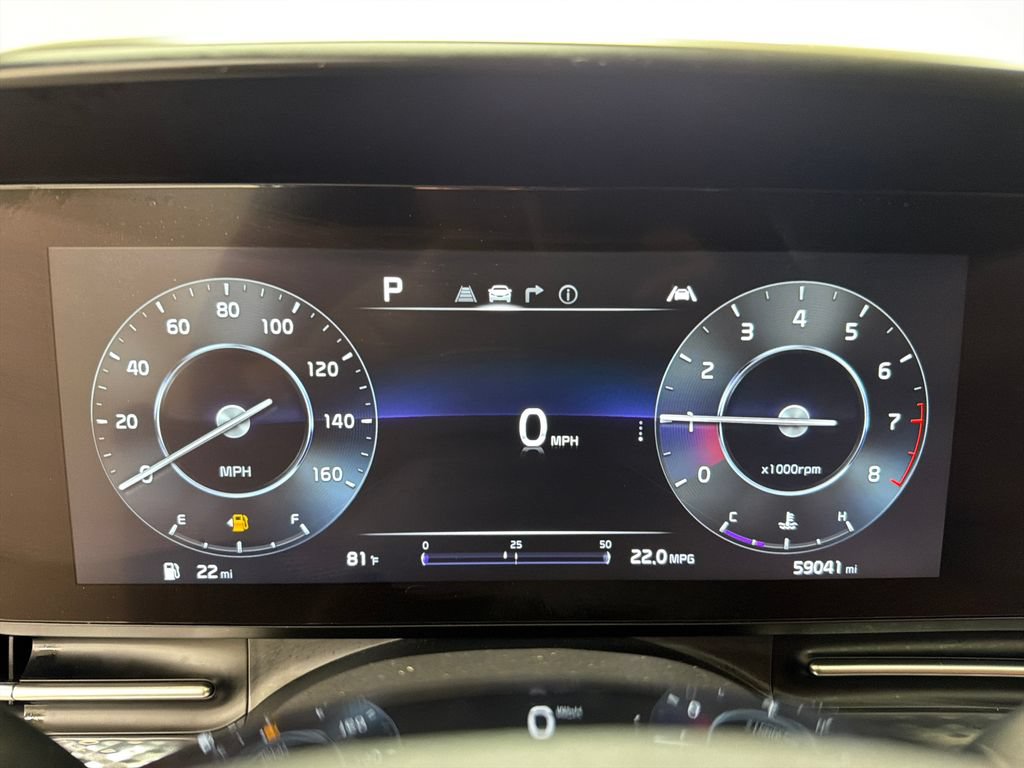 Used 2023 Kia Carnival SX Prestige w/ Paint Protection Package FWD image 25