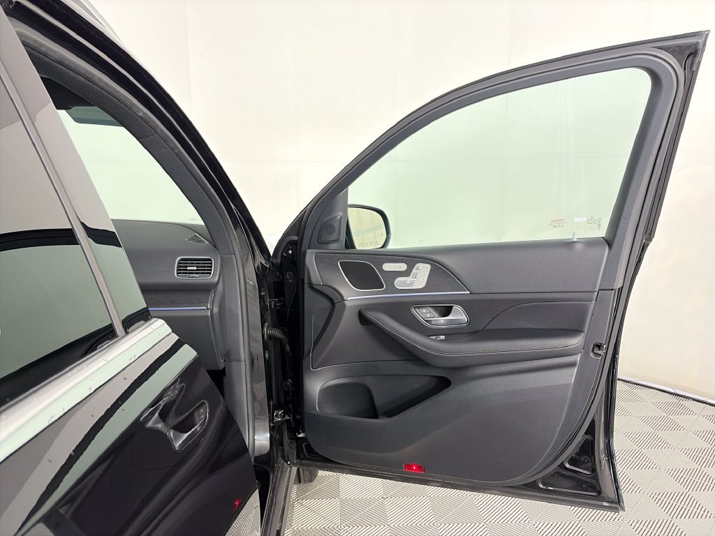 Used 2025 Mercedes-Benz GLE 350 4MATIC image 30