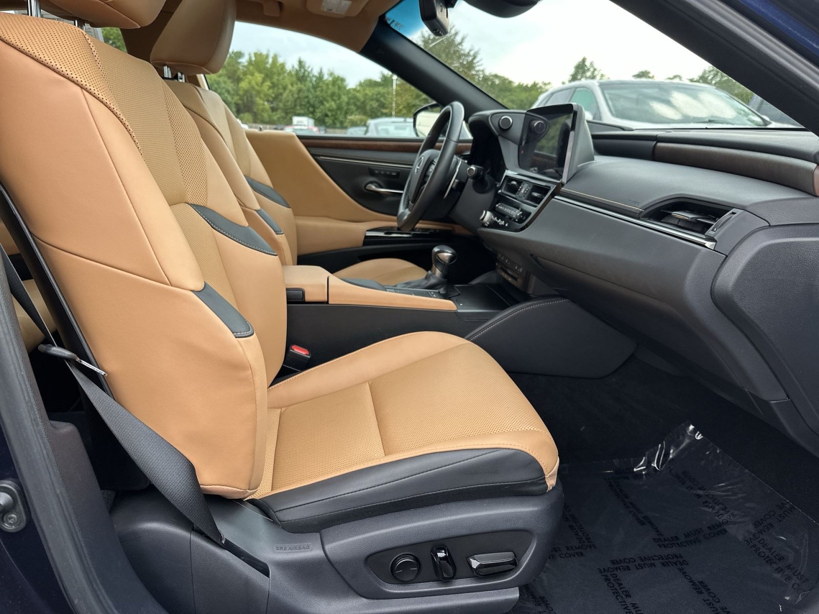 Used 2022 Lexus ES 300h w/ Premium Package FWD image 28