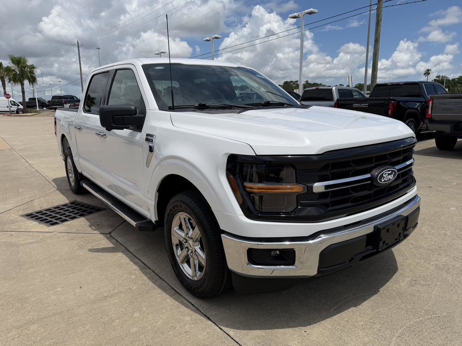 Certified 2024 Ford F150 XLT w/ Mobile Office Package RWD image 2