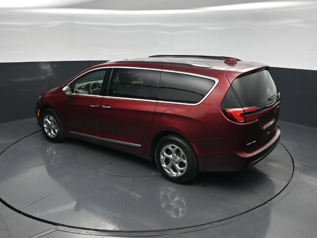 Used 2021 Chrysler Pacifica Limited w/ Premium & Safety Sphere Group AWD/4WD image 42
