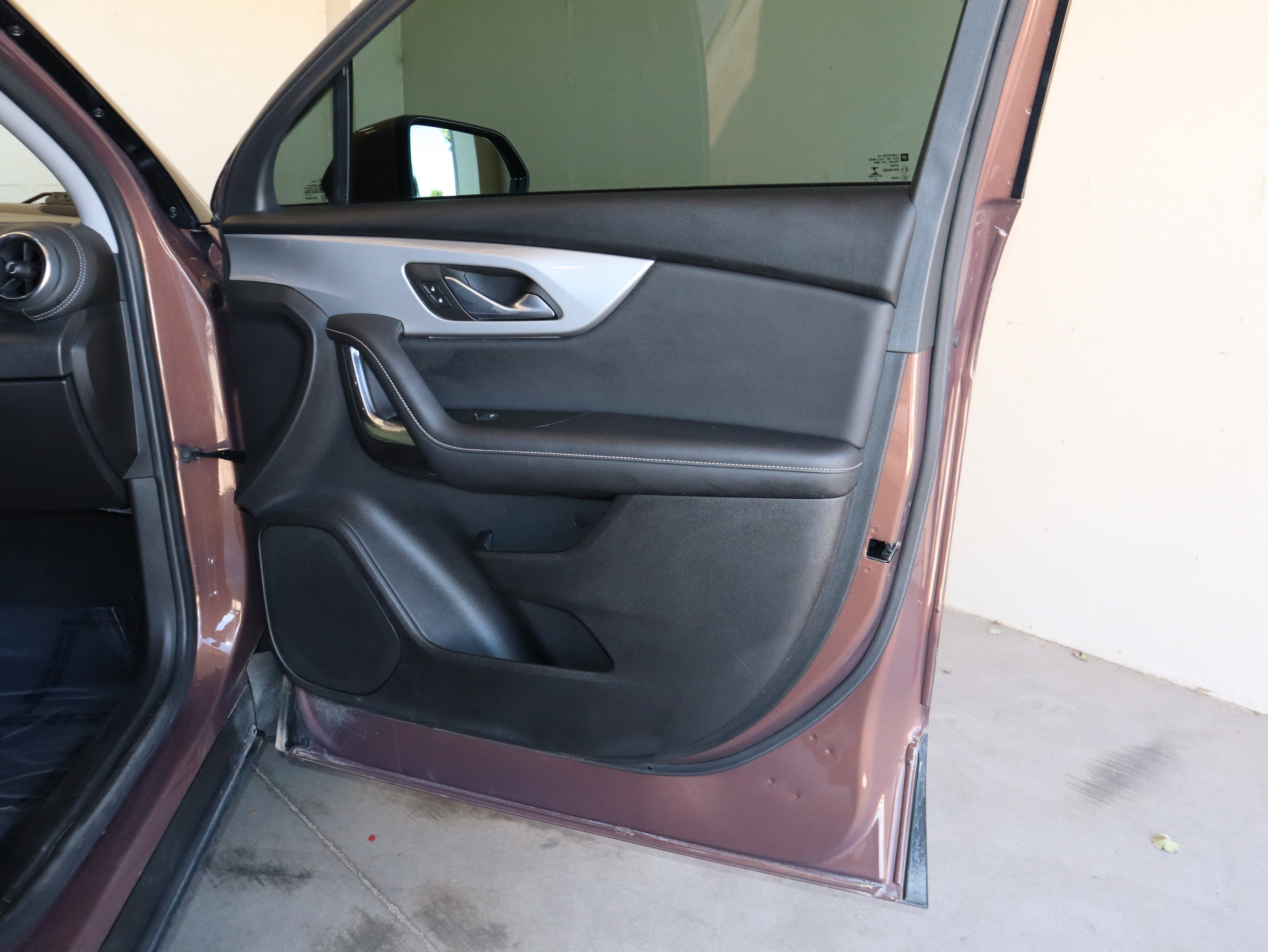 Used 2023 Chevrolet Blazer LT FWD image 39