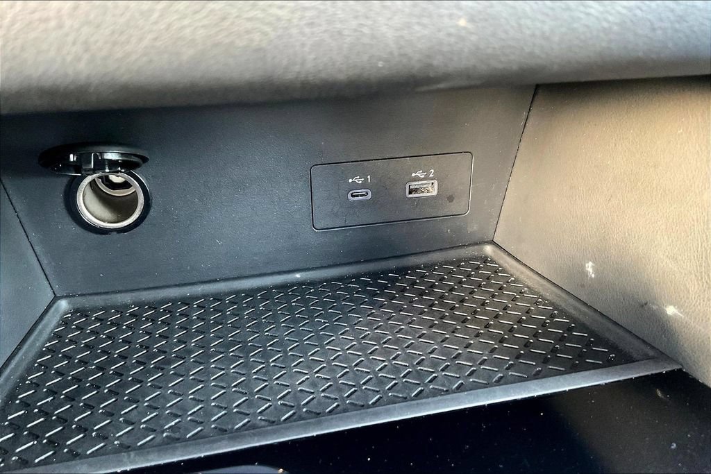 Used 2025 Nissan Pathfinder SV FWD image 16