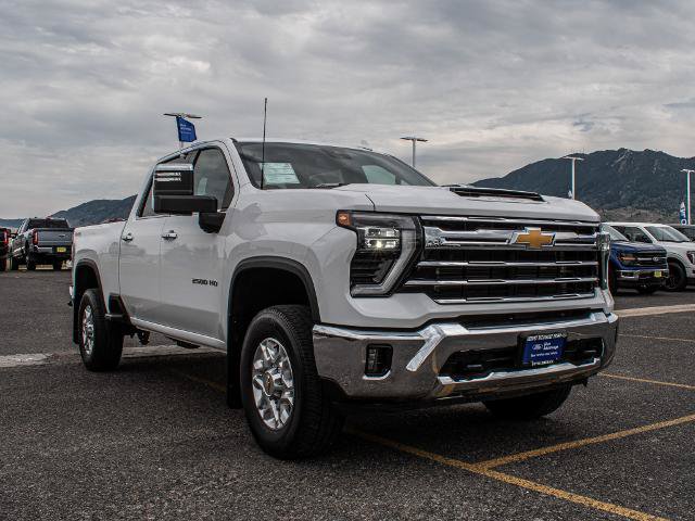 Used 2024 Chevrolet Silverado 2500 LTZ AWD/4WD image 3