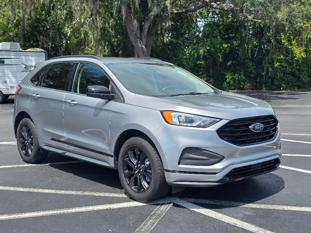 Certified 2024 Ford Edge SE w/ Black Appearance Package AWD/4WD image 14