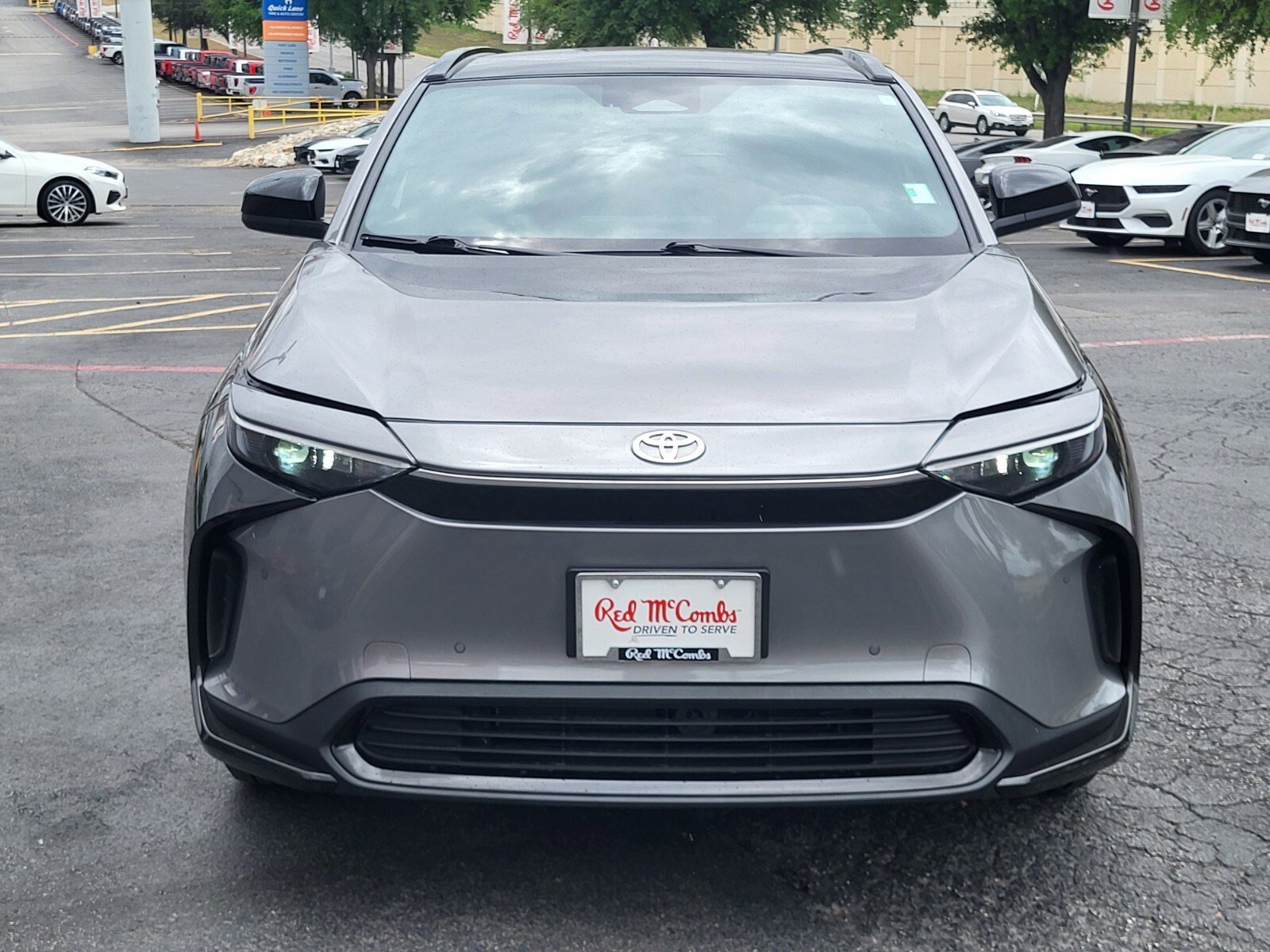 Used 2024 Toyota bZ4X XLE image 8