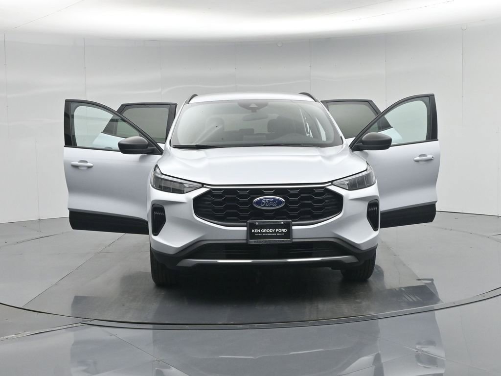 Certified 2025 Ford Escape ST-Line AWD/4WD image 34