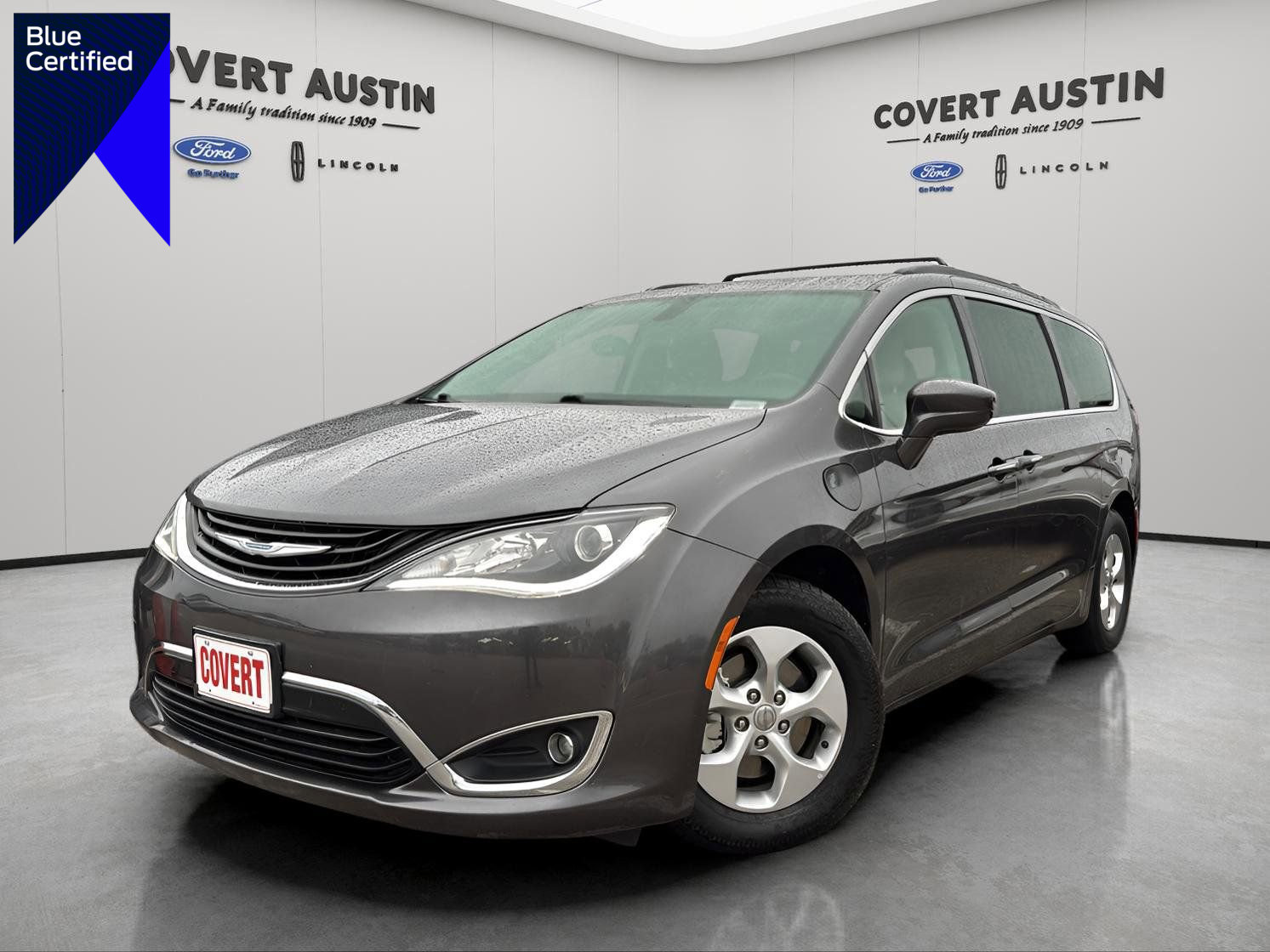 Used 2018 Chrysler Pacifica Touring Plus image 1
