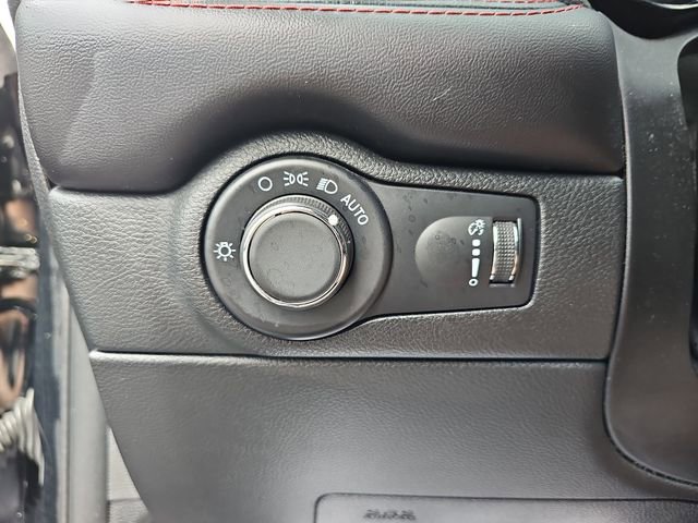 Used 2023 Dodge Durango GT RWD image 31