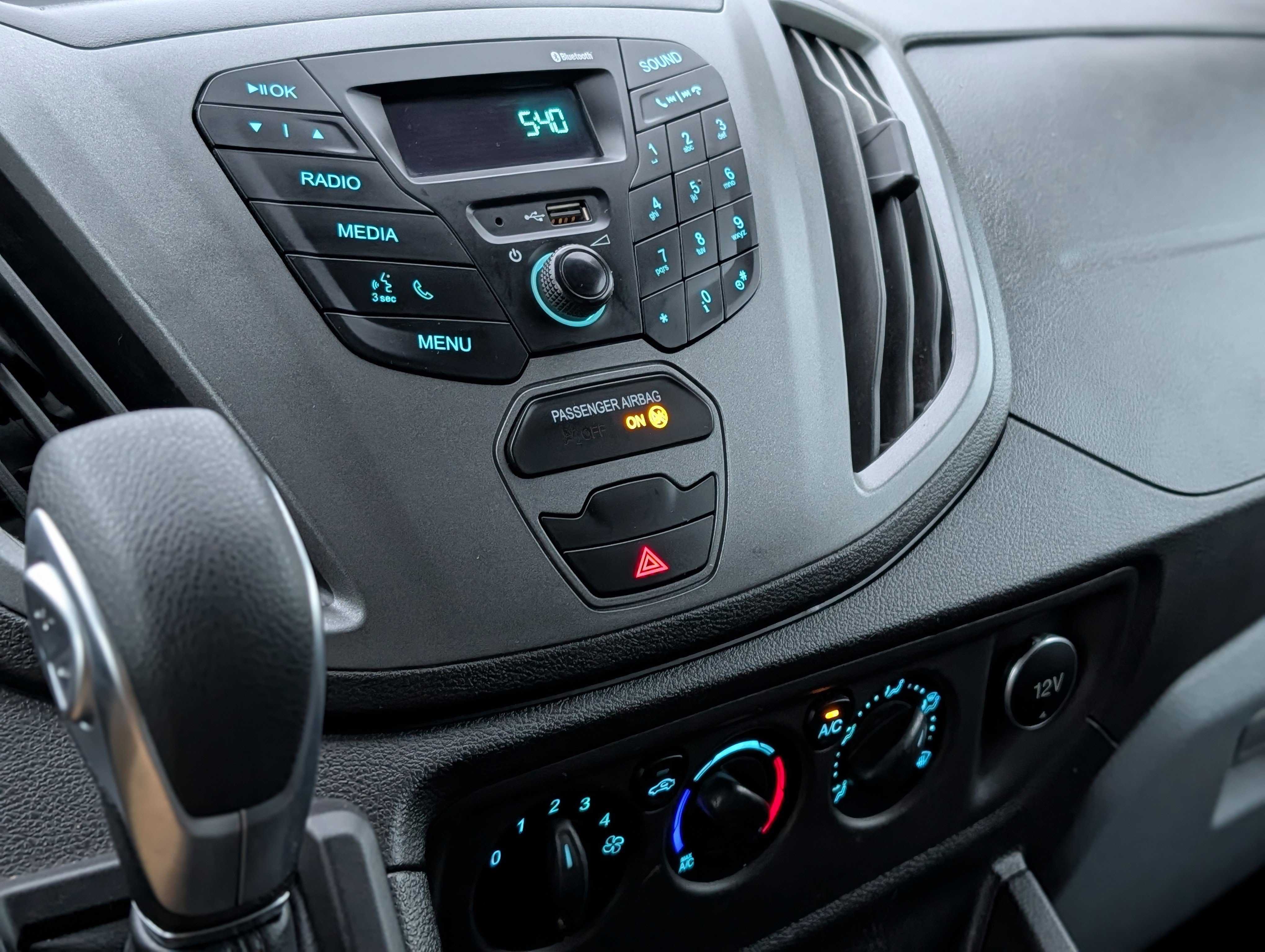 Certified 2019 Ford Transit 250 148 Medium Roof image 17