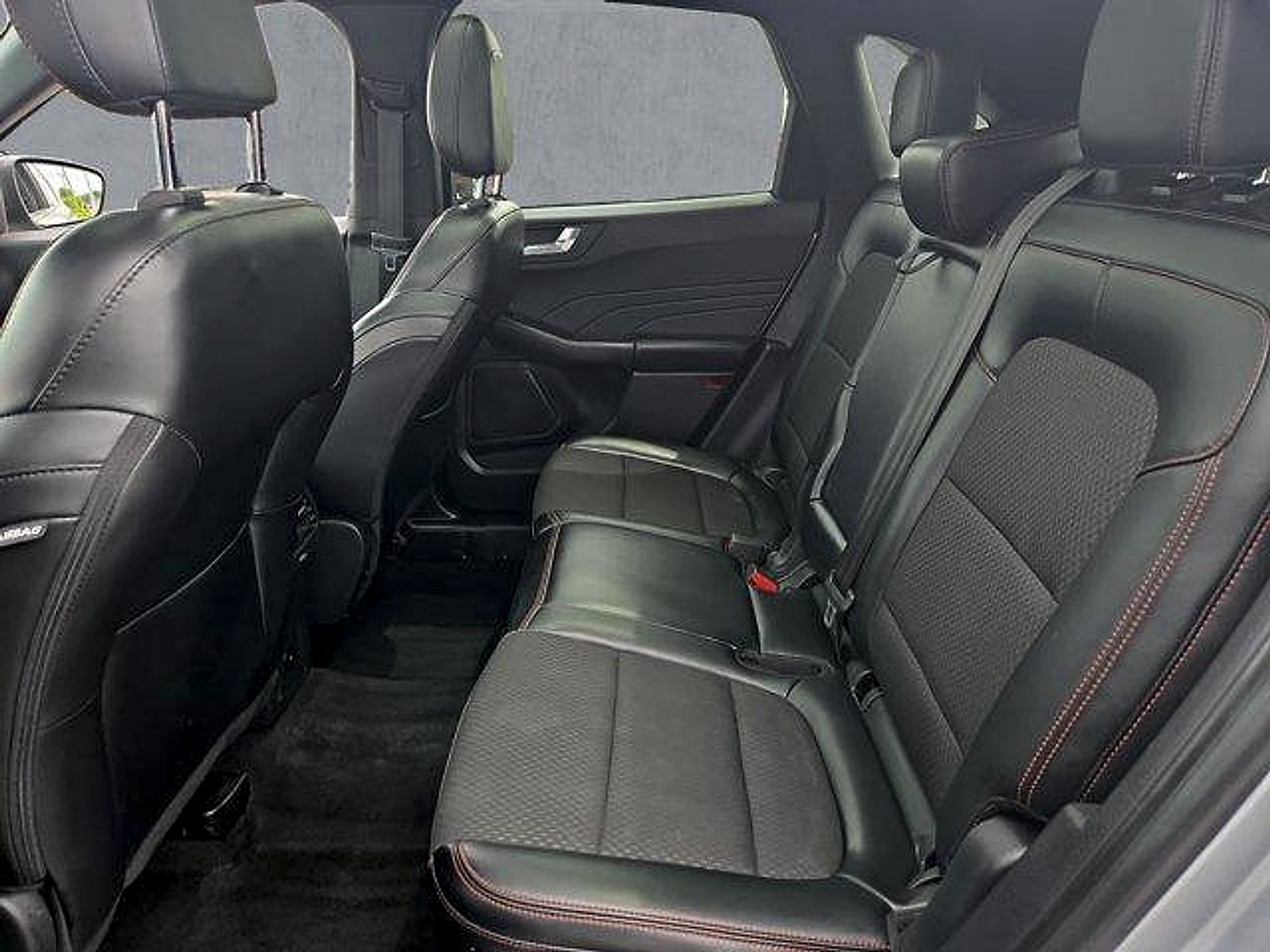 Certified 2024 Ford Escape ST-Line w/ Tech Pack #1 AWD/4WD image 23
