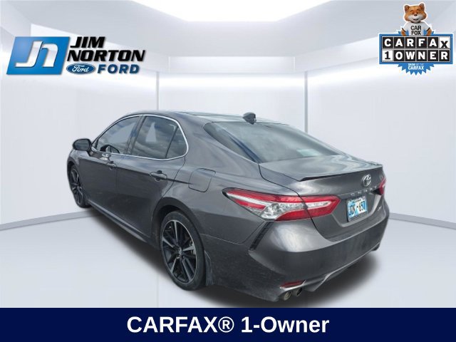 Used 2019 Toyota Camry XSE FWD image 7