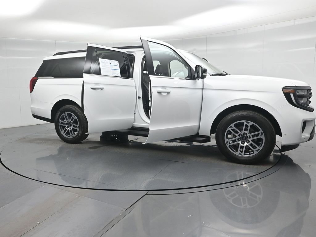 Certified 2025 Ford Expedition Max Active image 34