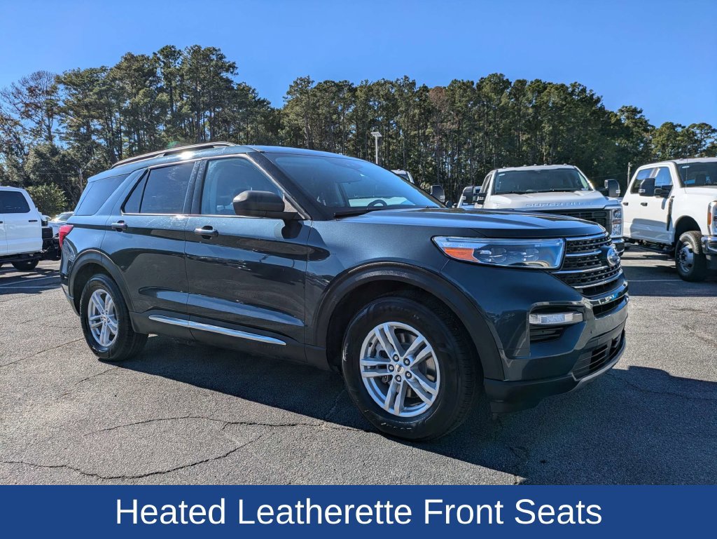 Certified 2022 Ford Explorer XLT w/ Equipment Group 202A RWD image 2
