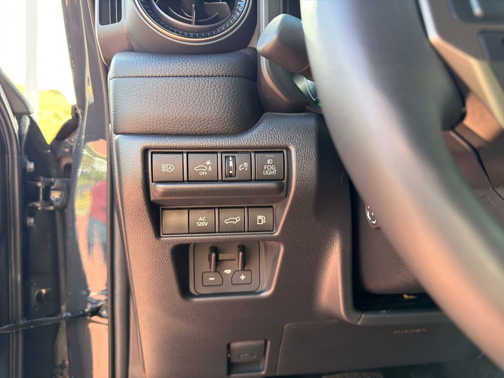 Used 2025 Toyota Land Cruiser w/ Premium Package image 13