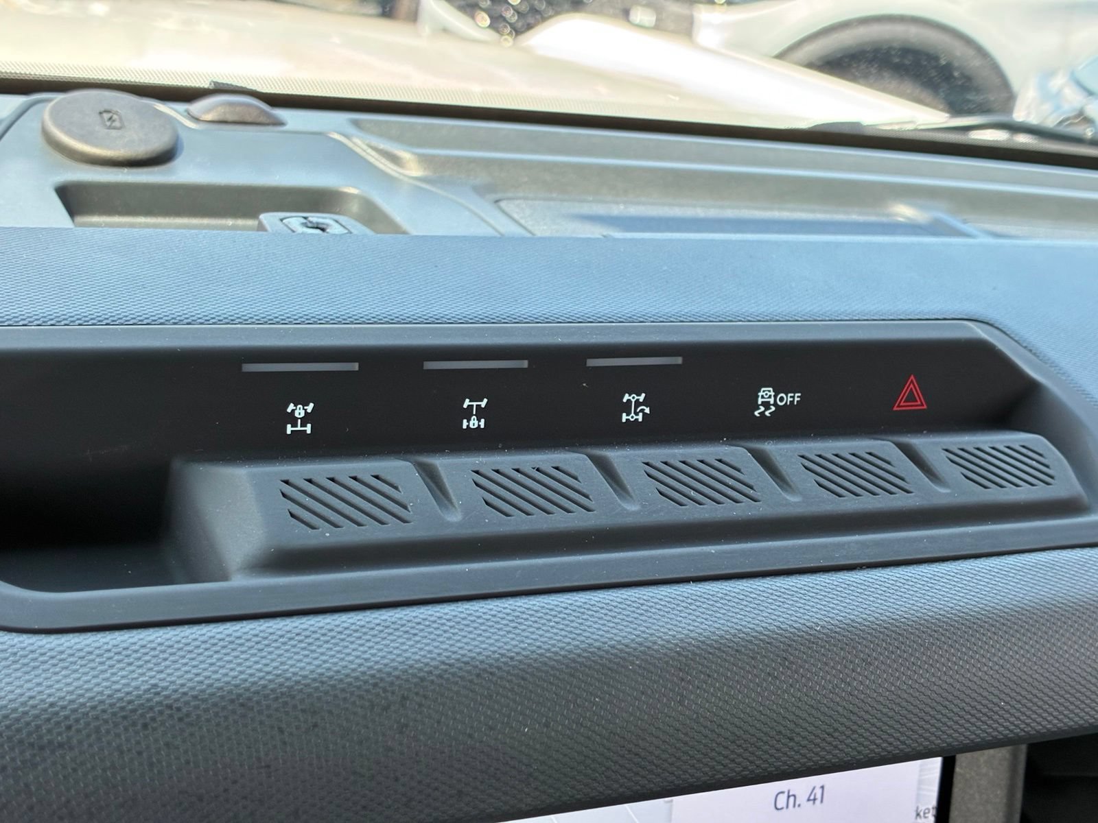 Certified 2026 Ford Bronco Badlands AWD/4WD image 22