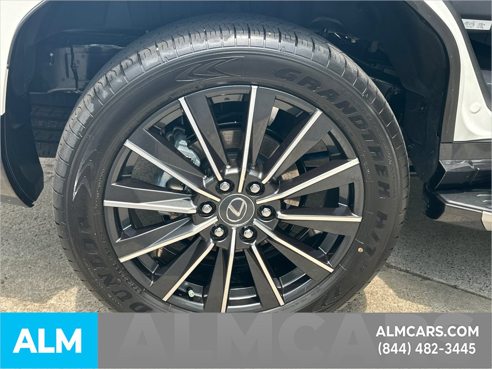 Used 2026 Lexus GX 550 w/ Accessory Package (2T) AWD/4WD image 20