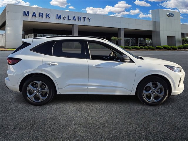 Certified 2024 Ford Escape ST-Line w/ Tech Pack #1 image 6