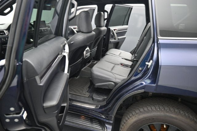Used 2022 Lexus GX 460 Premium w/ Premium Plus Package AWD/4WD image 23
