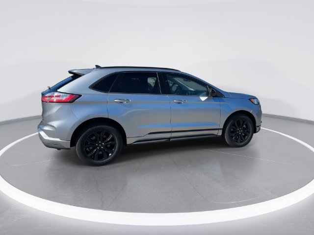 Certified 2024 Ford Edge SE w/ Black Appearance Package AWD/4WD image 7