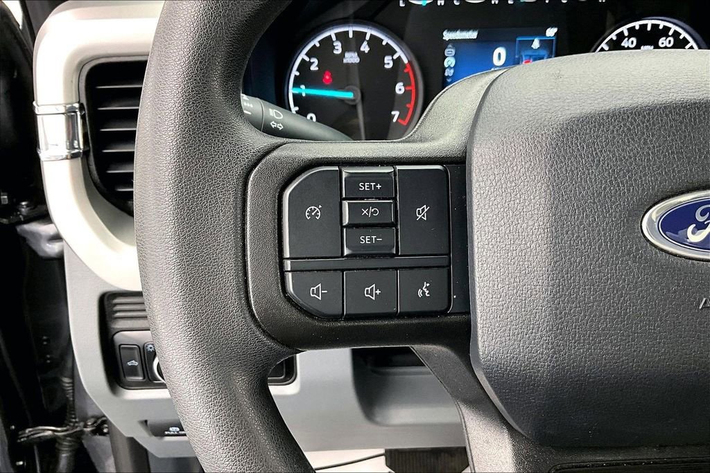 Certified 2025 Ford F350 XLT w/ FX4 Off-Road Package image 17