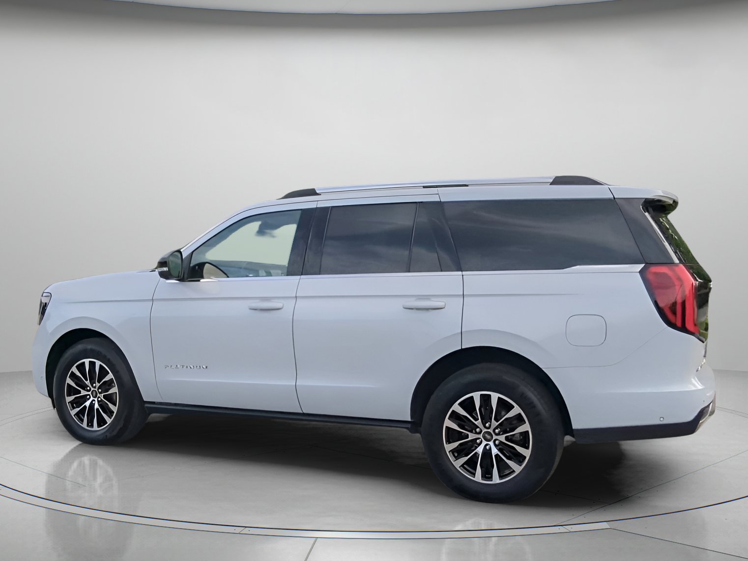 Certified 2025 Ford Expedition Platinum AWD/4WD image 18