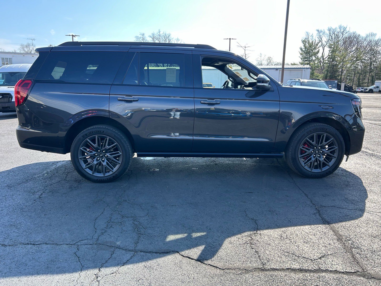 Certified 2025 Ford Expedition Platinum w/ Stealth Performance Package image 4