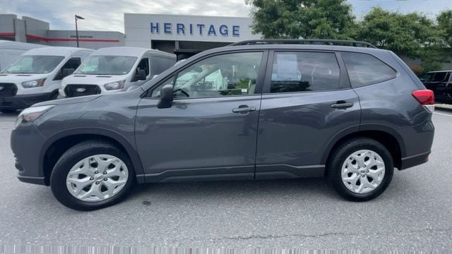Used 2023 Subaru Forester AWD/4WD image 5