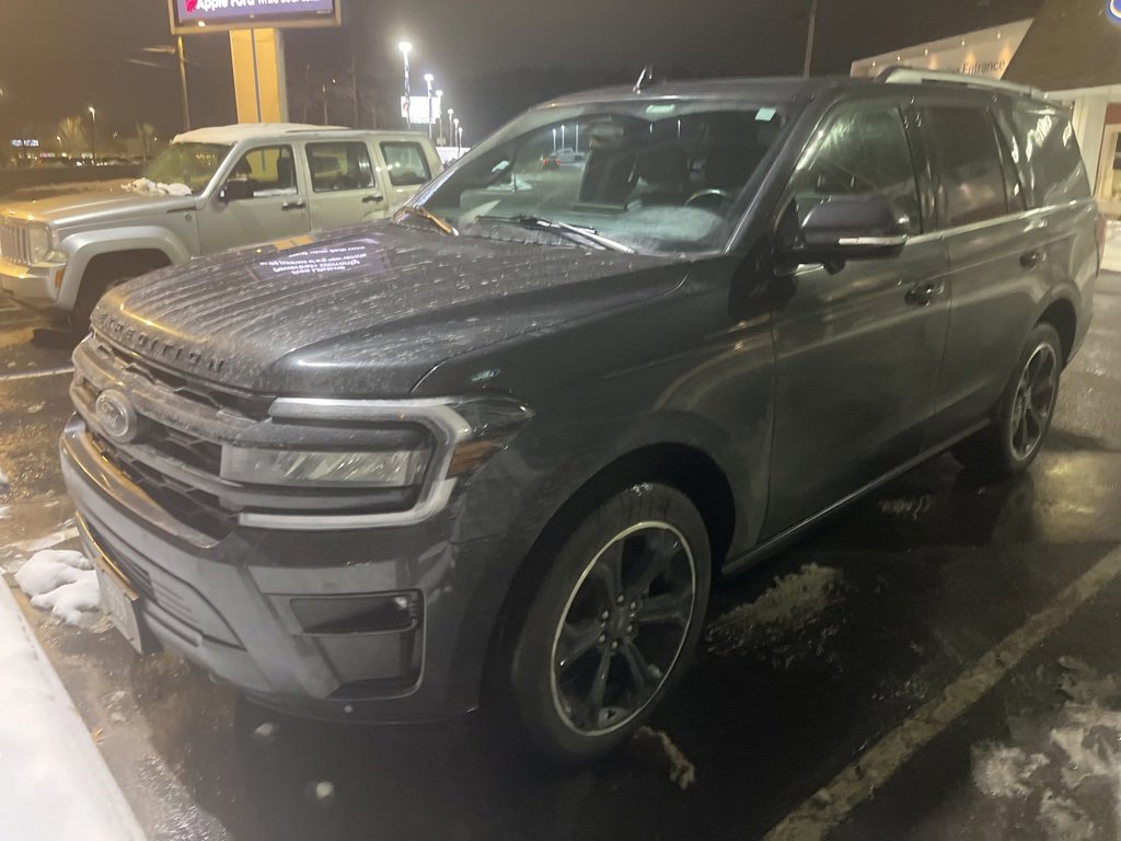 Certified 2022 Ford Expedition Limited image 4