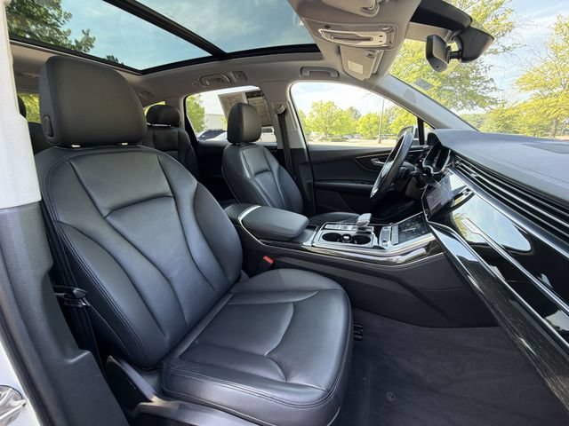 Used 2023 Audi Q7 3.0T Premium Plus AWD/4WD image 27