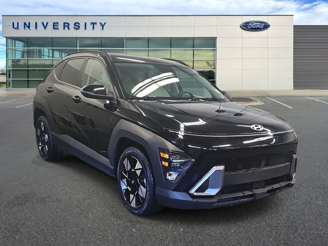Used 2025 Hyundai Kona SEL FWD image 1