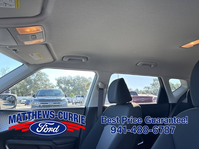 Used 2025 Kia Soul LX w/ LX Technology Package FWD image 11