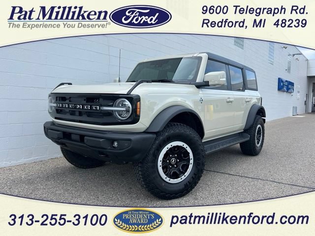 Certified 2025 Ford Bronco Outer Banks w/ Sasquatch Package