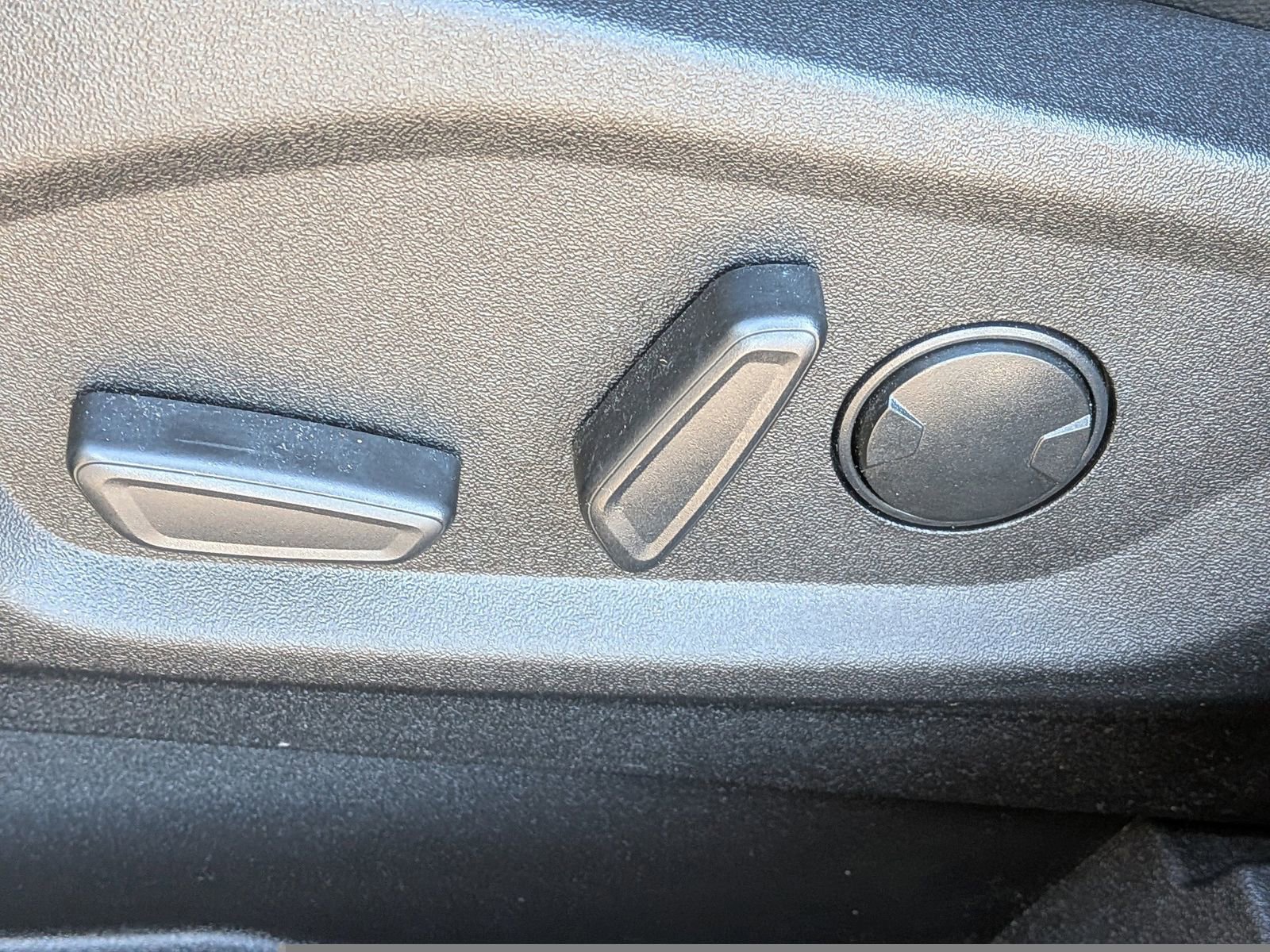 Certified 2024 Ford Edge SEL w/ Convenience Package image 22