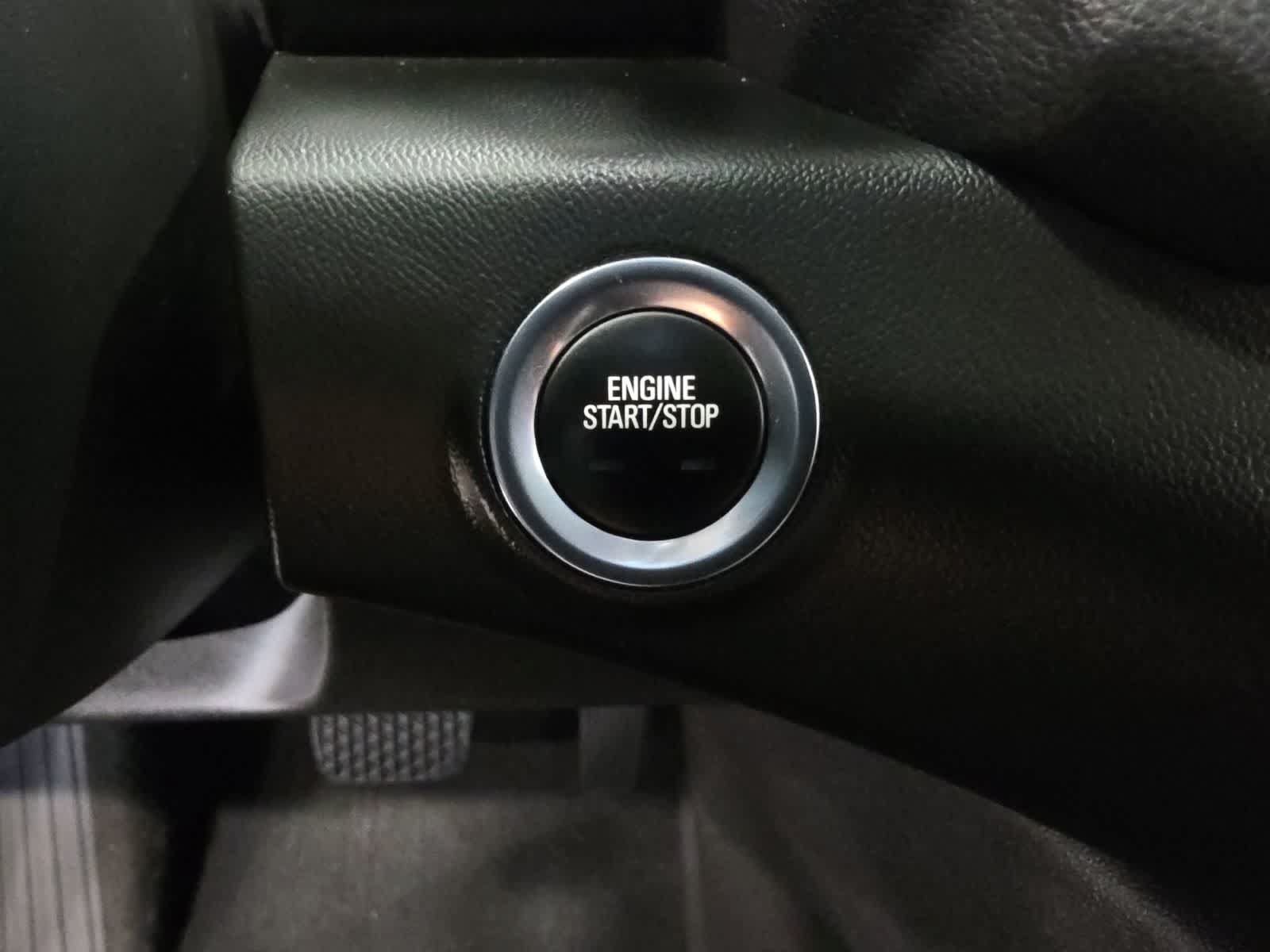 Used 2022 GMC Terrain SLT w/ Infotainment Package II AWD/4WD image 29