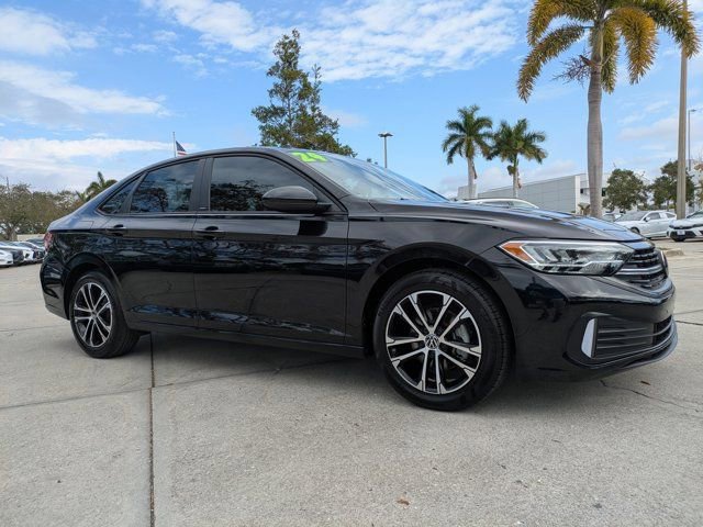 Used 2024 Volkswagen Jetta Sport image 7