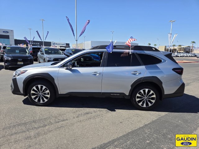 Used 2025 Subaru Outback Limited AWD/4WD image 4
