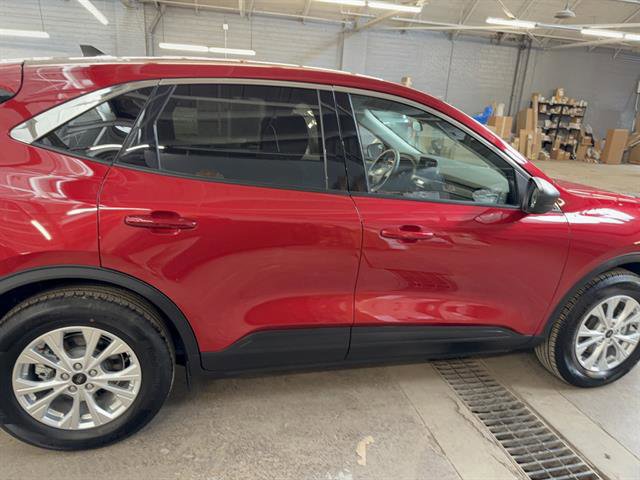 Certified 2023 Ford Escape Active AWD/4WD image 17