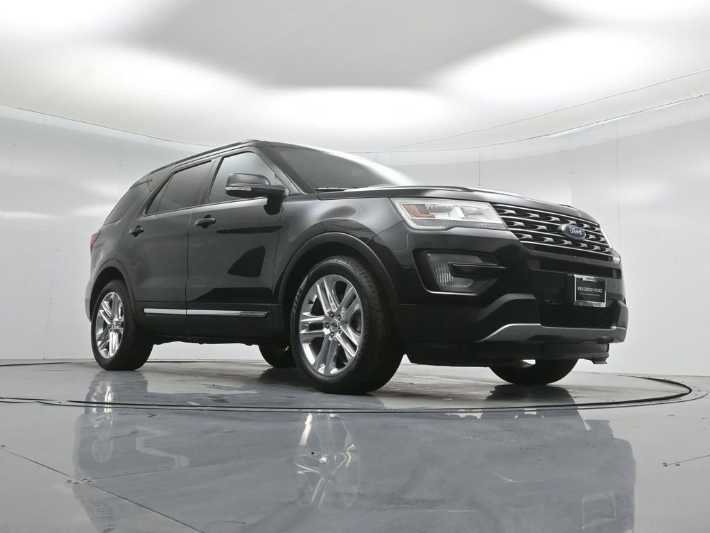 Certified 2017 Ford Explorer XLT w/ Equipment Group 202A image 50