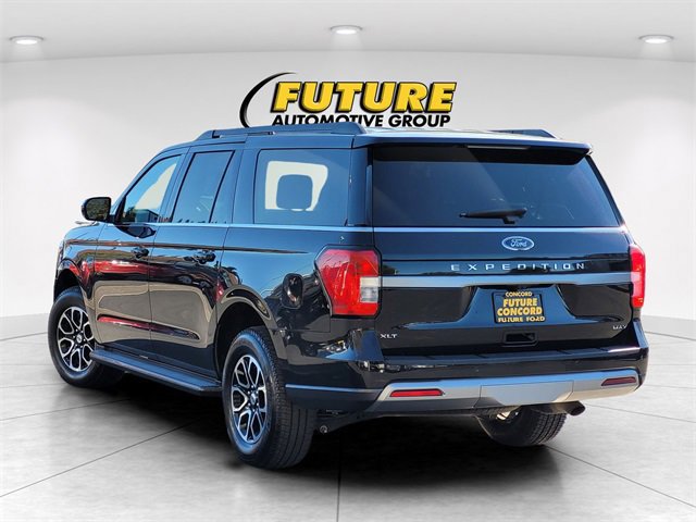 Certified 2024 Ford Expedition Max XLT image 3