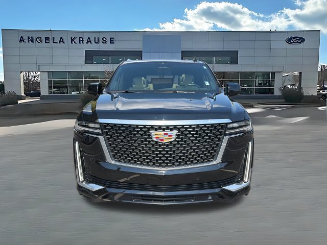 Used 2024 Cadillac Escalade ESV Premium Luxury w/ Performance Package AWD/4WD image 2