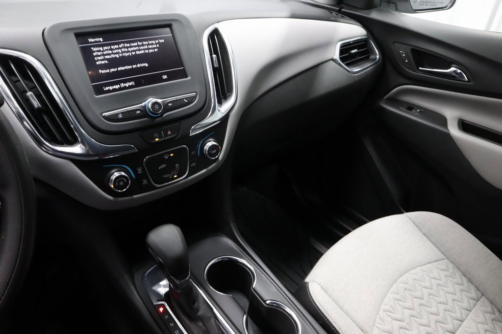 Used 2022 Chevrolet Equinox LS w/ LS Convenience Package image 30