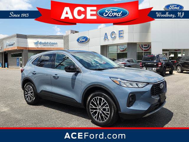 Certified 2025 Ford Escape SE